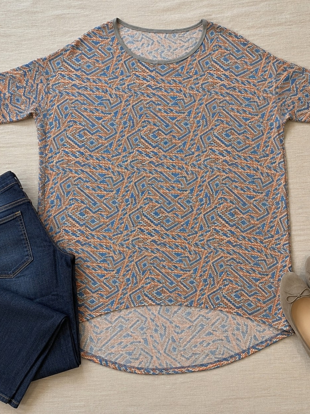 #1292 LuLaRoe Irma Tunic Top XS Blue Coral Geometric High Low Hem NWT